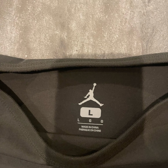 Nike Men's Jordan Training SS Shirt Large Dark Green 872871 355 New With Tags - Picture 3 of 6